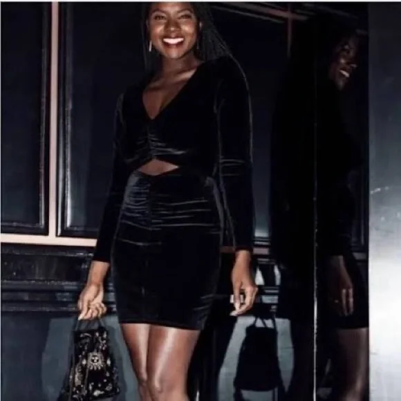 Abercrombie long sleeve velvet mini dress size M/T - Picture 1 of 1